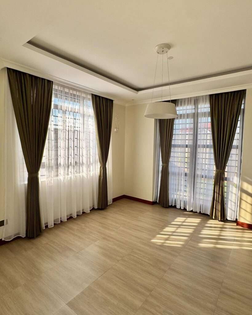 Window drapery stitched delivered and installed in a home located in ruiru Kenya by eastleigh based company named kalus top curtains and office blinds
